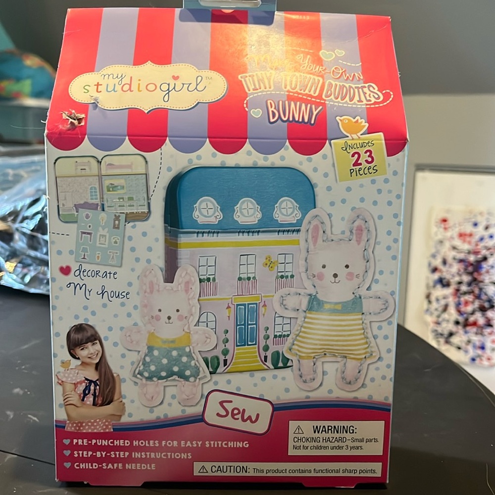 NEW My studio girl make your own tiny town, buddies bunny